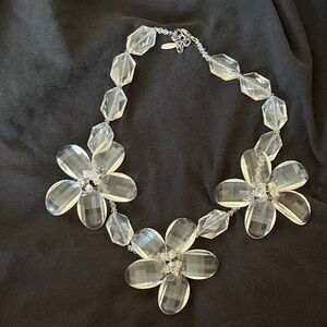 Chic Floral Crystal Necklace